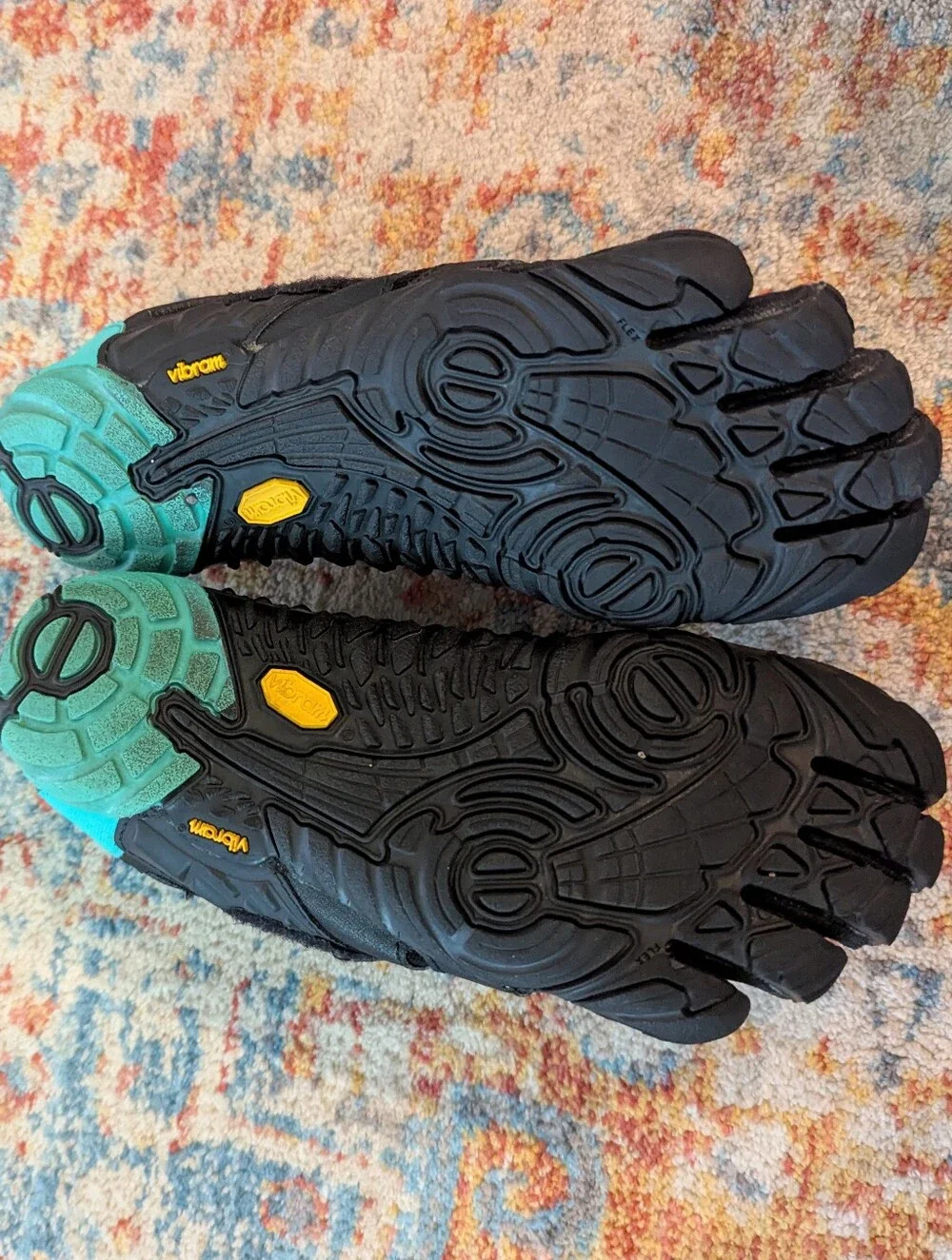Vibram FiveFingers V-Train 2.0 20W7704 Size 36 US Women's 6.5-7 Teal Black